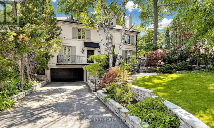 27 Strathgowan Crescent