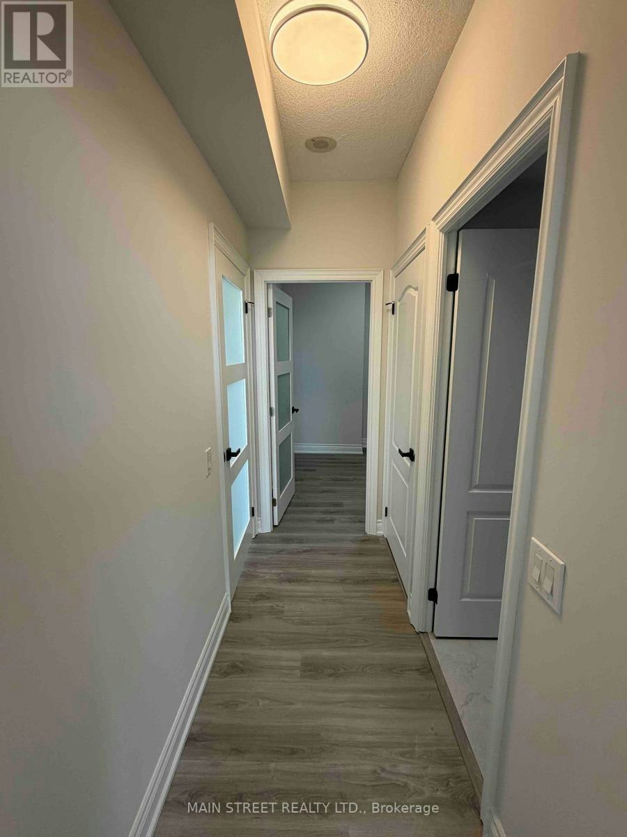 RG3-2 Clairtrell Road, Toronto, ON, M2N 7H5 - 13