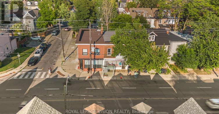 UPPER-819 Pape Avenue, Toronto, ON, M4K 3V1 - 15
