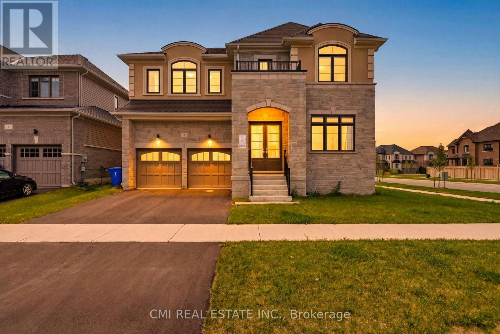 2 George Ellis Drive, Georgina, ON, L4P 0S3