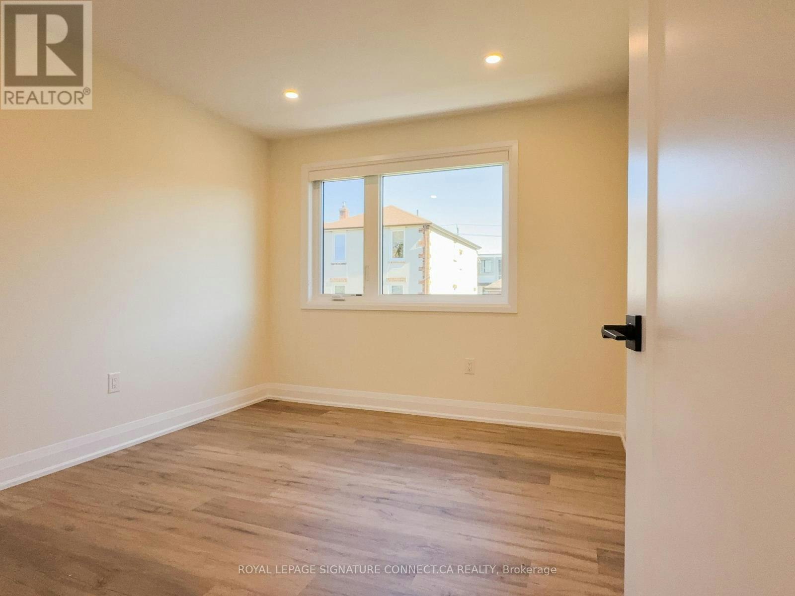 GSUITE-30 Snider Avenue, Toronto, ON, M6E 4R9 - 16