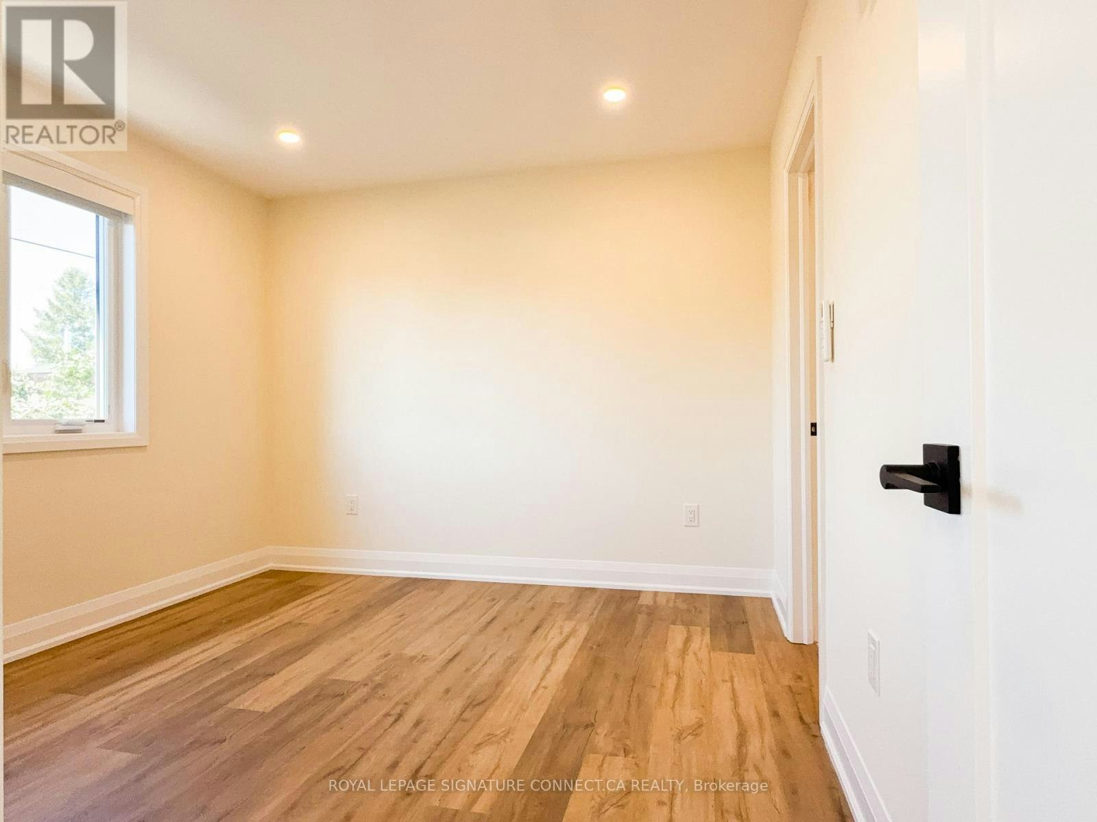 GSUITE-30 Snider Avenue, Toronto, ON, M6E 4R9 - 18