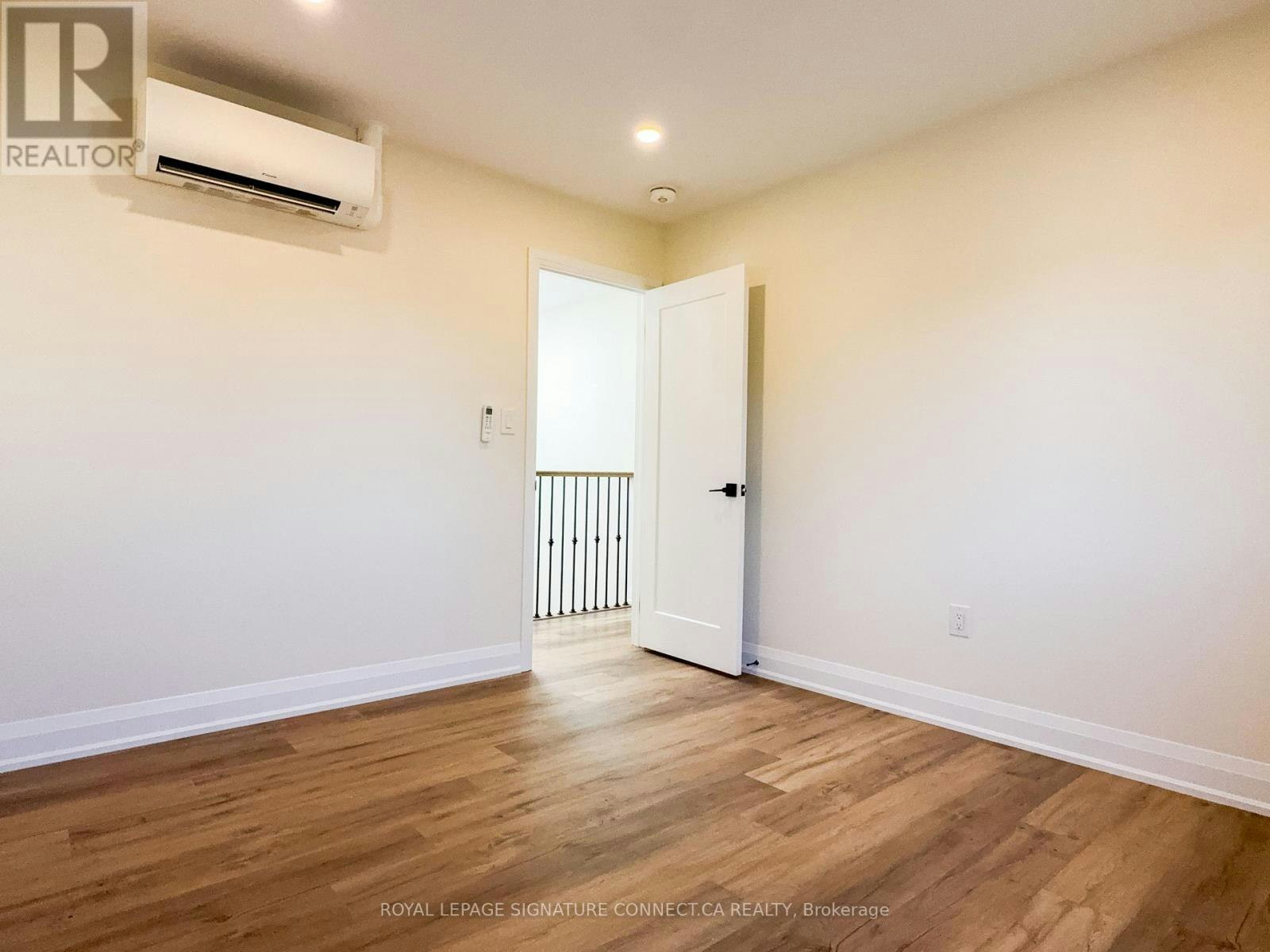 GSUITE-30 Snider Avenue, Toronto, ON, M6E 4R9 - 15