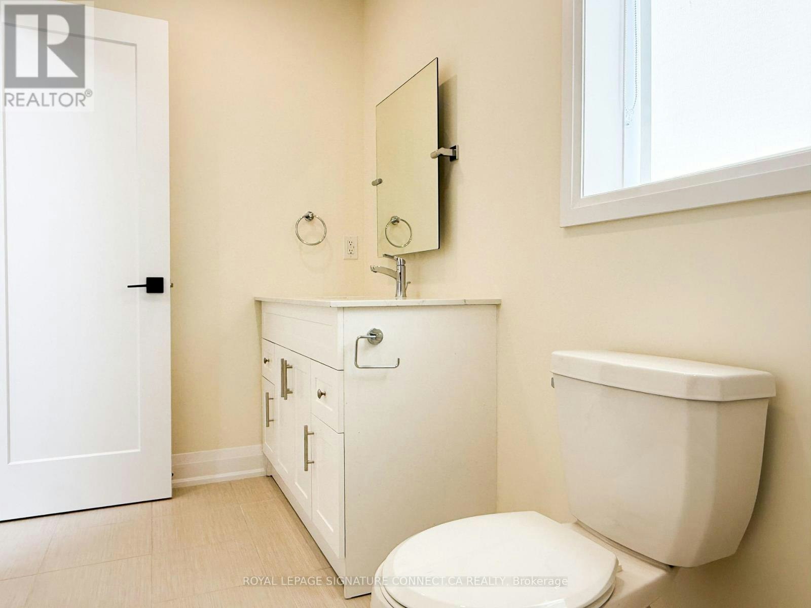 GSUITE-30 Snider Avenue, Toronto, ON, M6E 4R9 - 12
