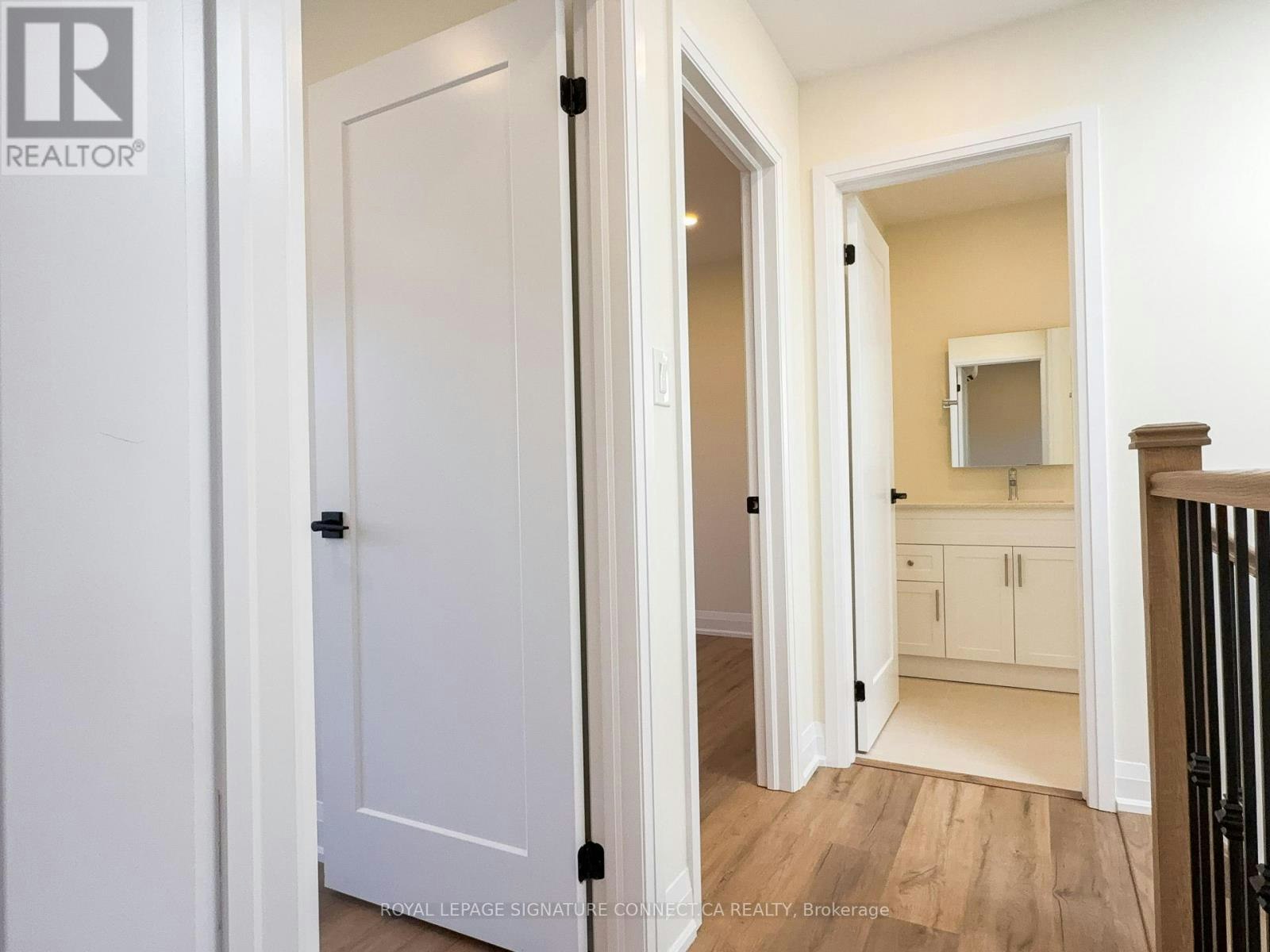GSUITE-30 Snider Avenue, Toronto, ON, M6E 4R9 - 23