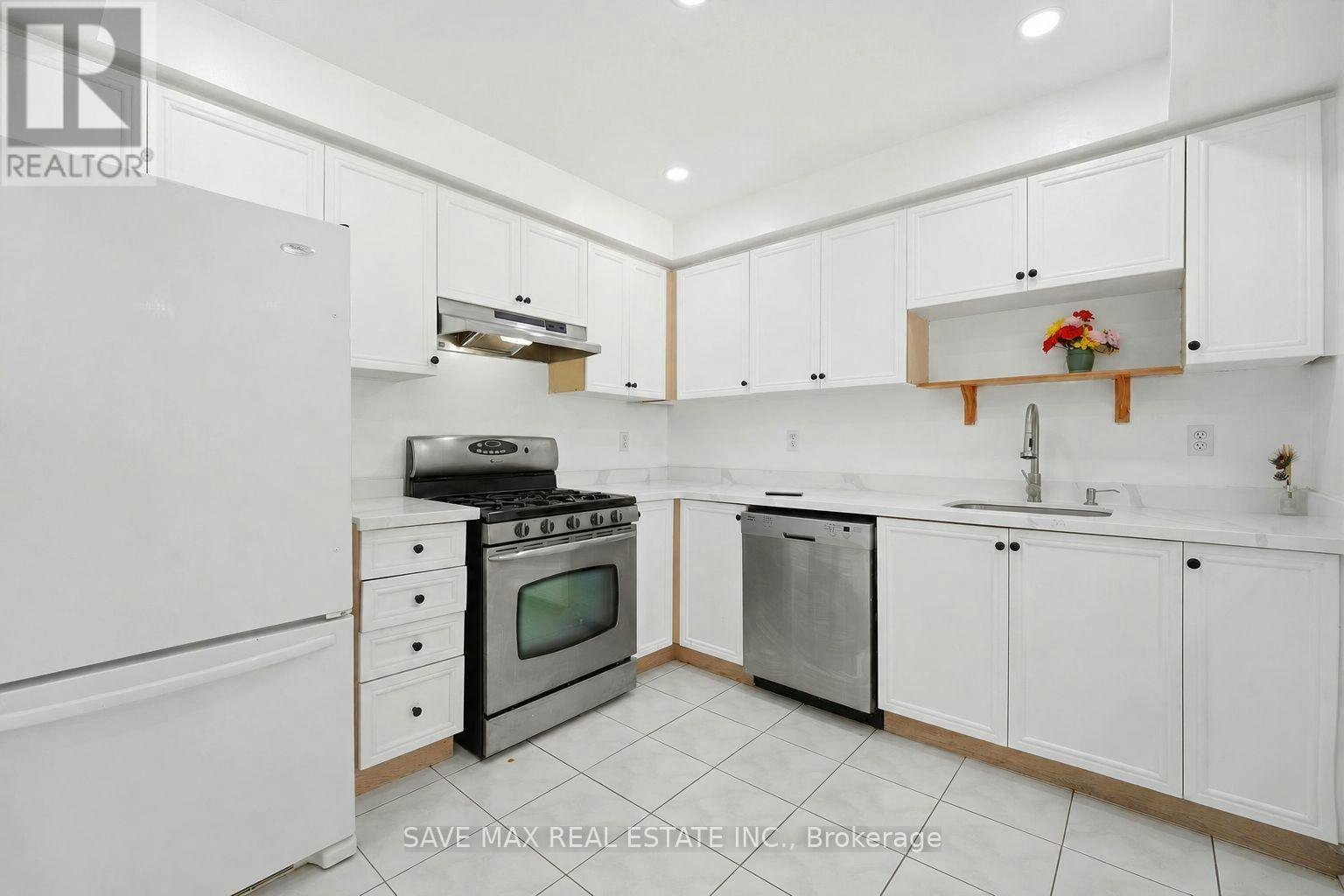 39 Caruso Drive, Brampton, ON, L6Y 5B2 - 4
