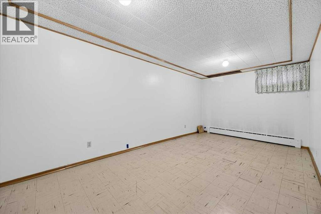 5007 14a Street SW, Calgary, AB, T2T 3Y5 - 38