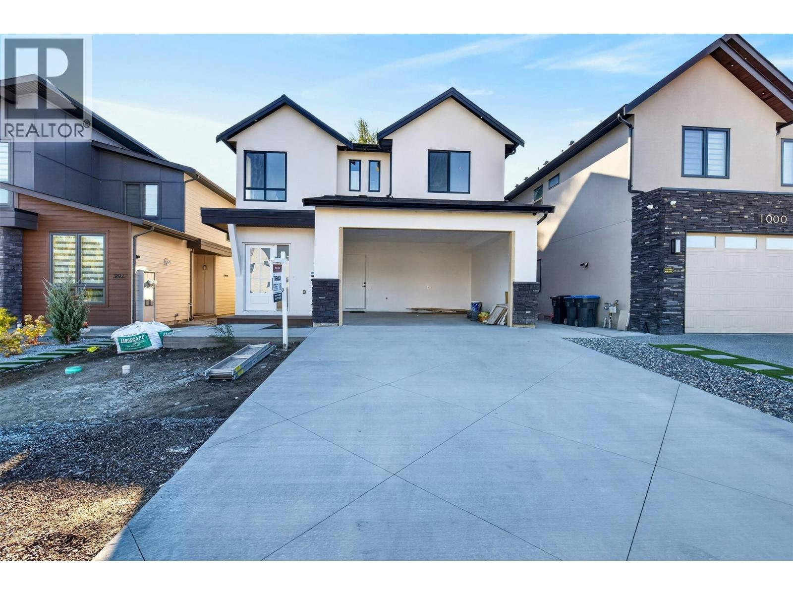 996 Bull Crescent, Kelowna, BC, V1W 0B6