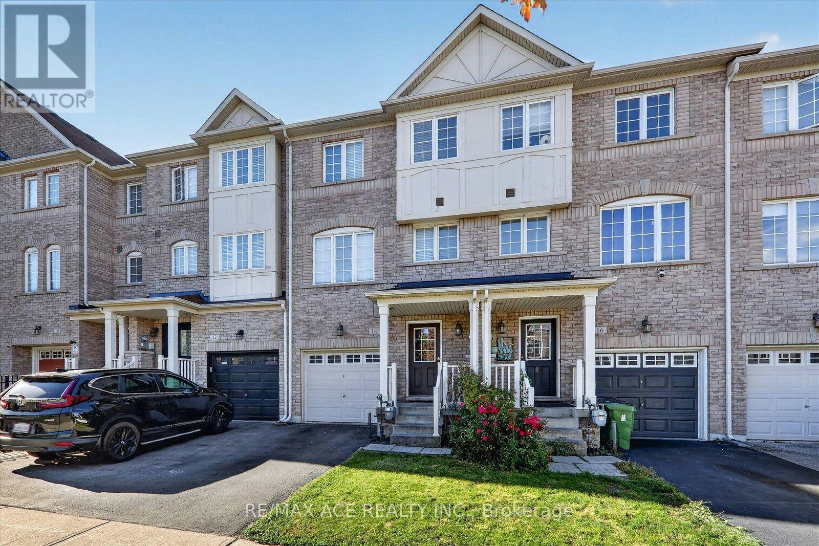 14 Pilkington Drive, Toronto, ON, M1L 0B7 - 4