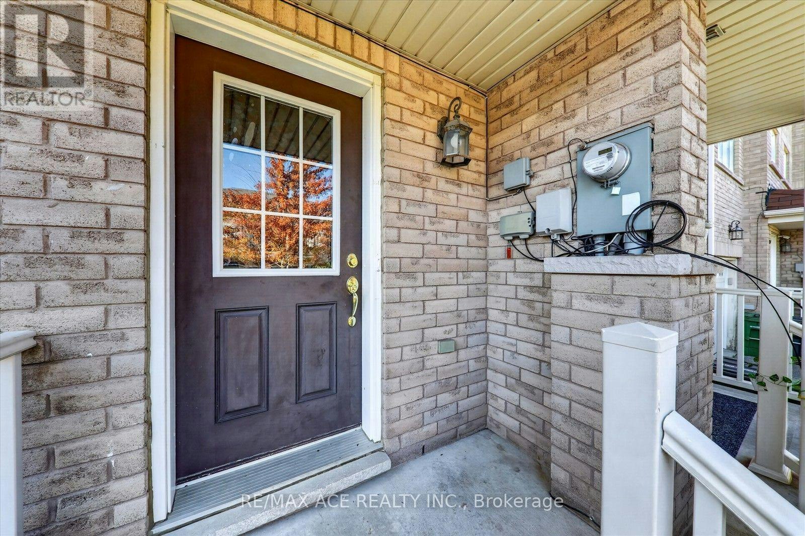 14 Pilkington Drive, Toronto, ON, M1L 0B7 - 5