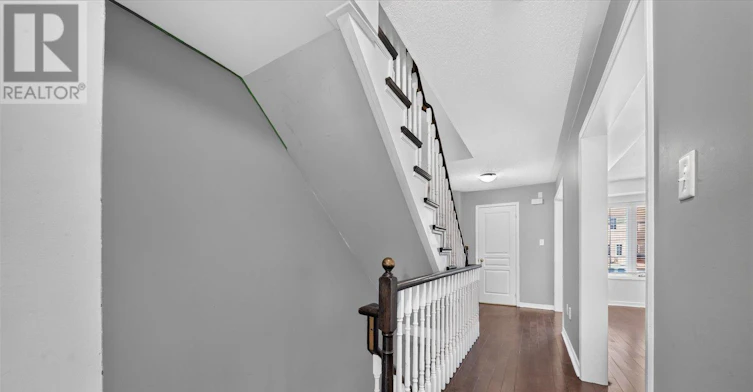 14 Pilkington Drive, Toronto, ON, M1L 0B7 - 12