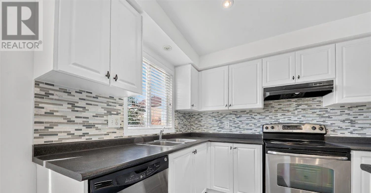 14 Pilkington Drive, Toronto, ON, M1L 0B7 - 14