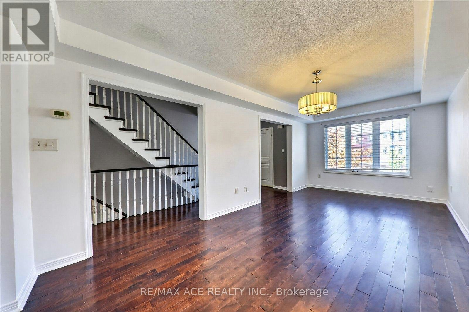 14 Pilkington Drive, Toronto, ON, M1L 0B7 - 21
