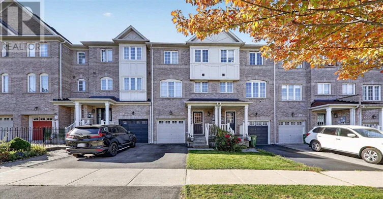 14 Pilkington Drive, Toronto, ON, M1L 0B7 - 2