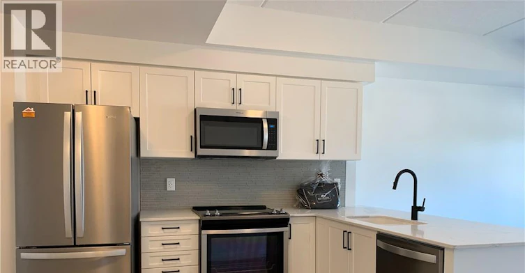 209-195 Commonwealth Street, Kitchener, ON, N2E 0H5