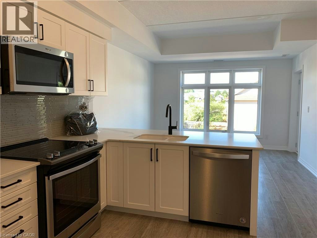 209-195 Commonwealth Street, Kitchener, ON, N2E 0H5 - 2