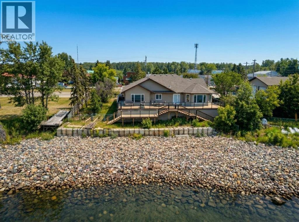 81 Peace River Avenue, Big Lakes County, AB, T0G 1J0
