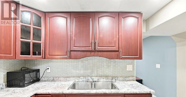 21 Upland Drive, Whitby, ON, L1N 8H9 - 7