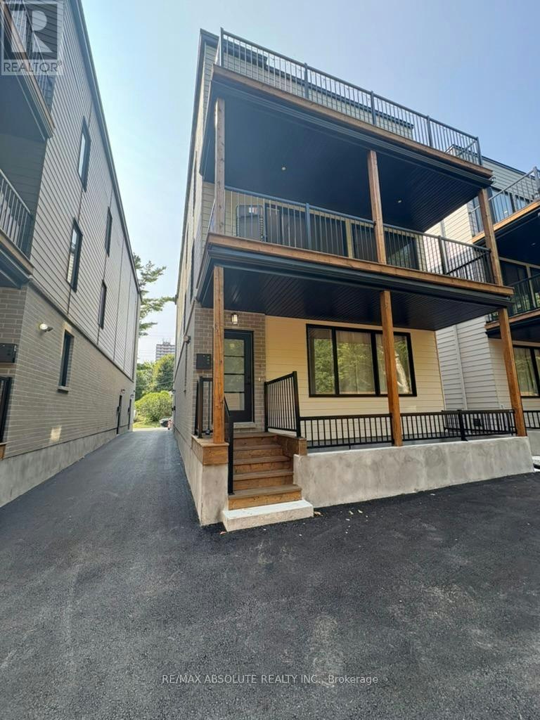 4-613 Parkview Road, Ottawa, ON, K1Z 6E6 - 2