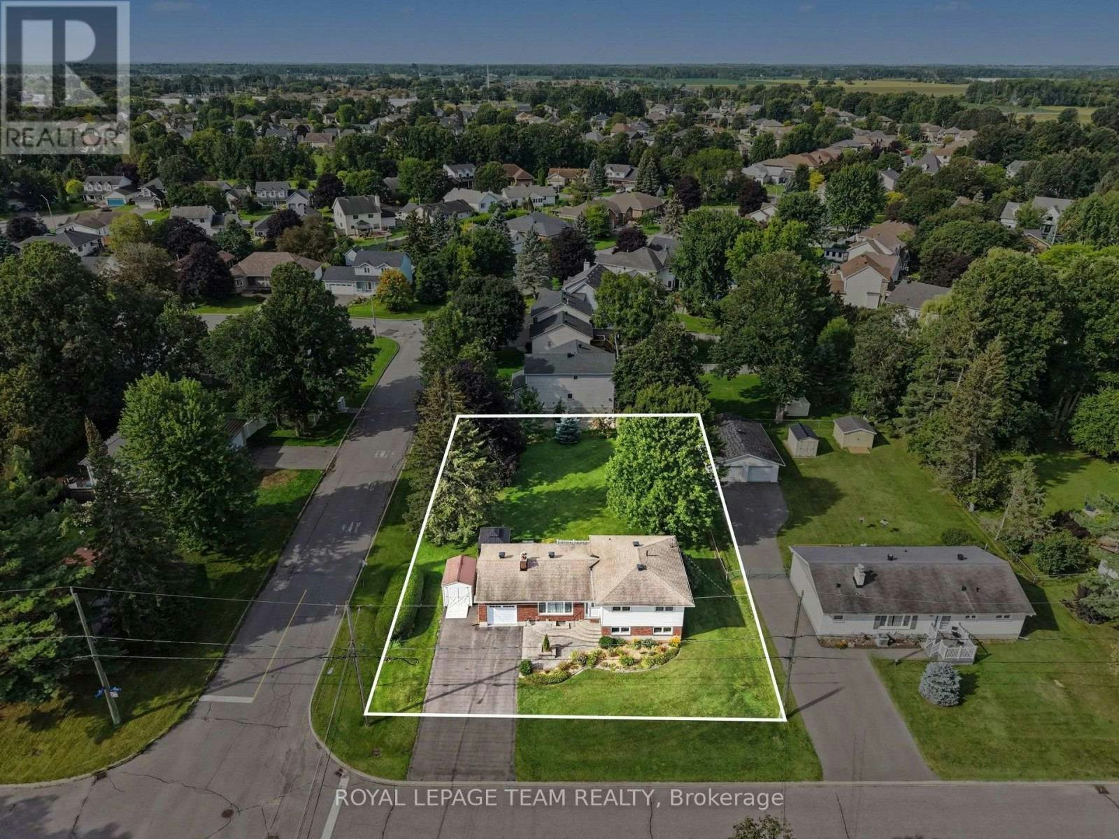 28 Gamble Drive, Ottawa, ON, K0A 2Z0