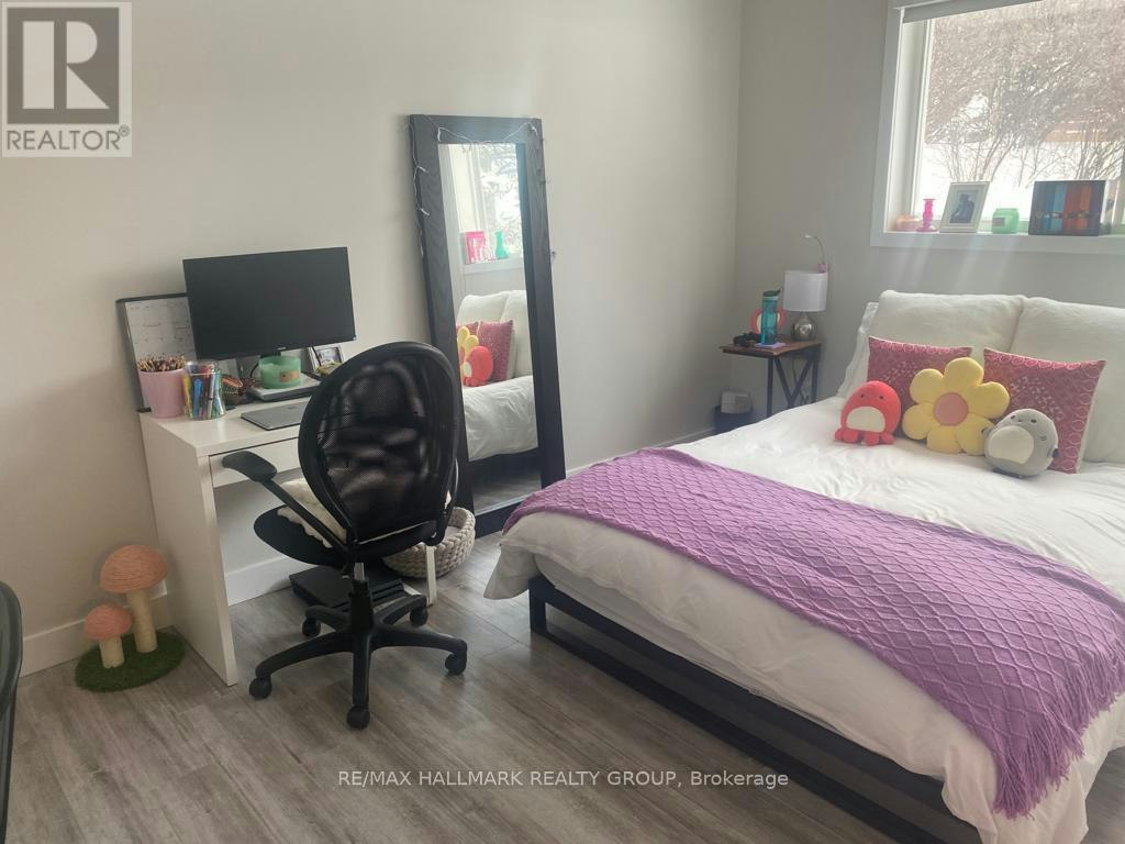 102-316 Lorry Greenberg Drive, Ottawa, ON, K1T 2P4 - 10