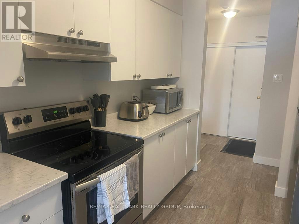 102-316 Lorry Greenberg Drive, Ottawa, ON, K1T 2P4 - 8