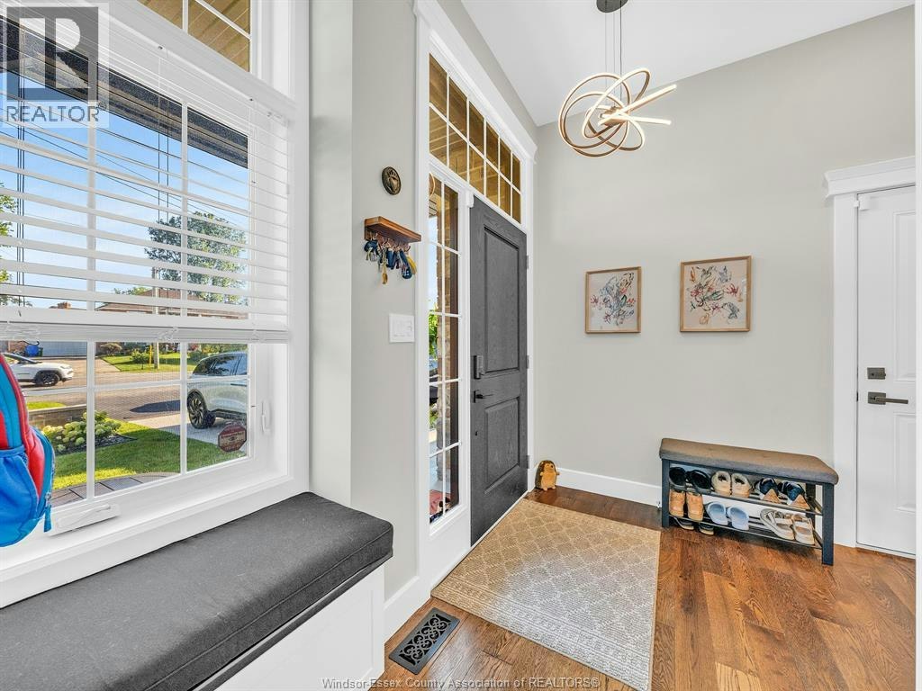 240 Old Tecumseh Road, Lakeshore, ON, N8N 3S7 - 10