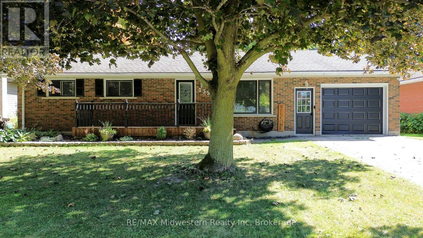 135 Queen Street, Listowel, ON, N0G 1B0