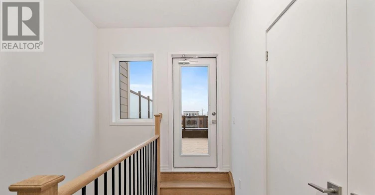 18-22 Lytham Green Circle, Newmarket, ON, L3Y 0H5 - 13