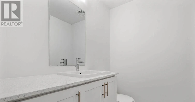 18-22 Lytham Green Circle, Newmarket, ON, L3Y 0H5 - 6