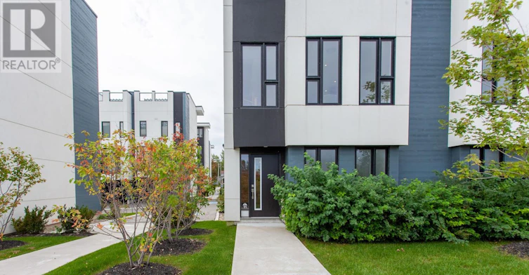 11 Mariners Pier Way, Orillia, ON, L3V 8P4 - 2