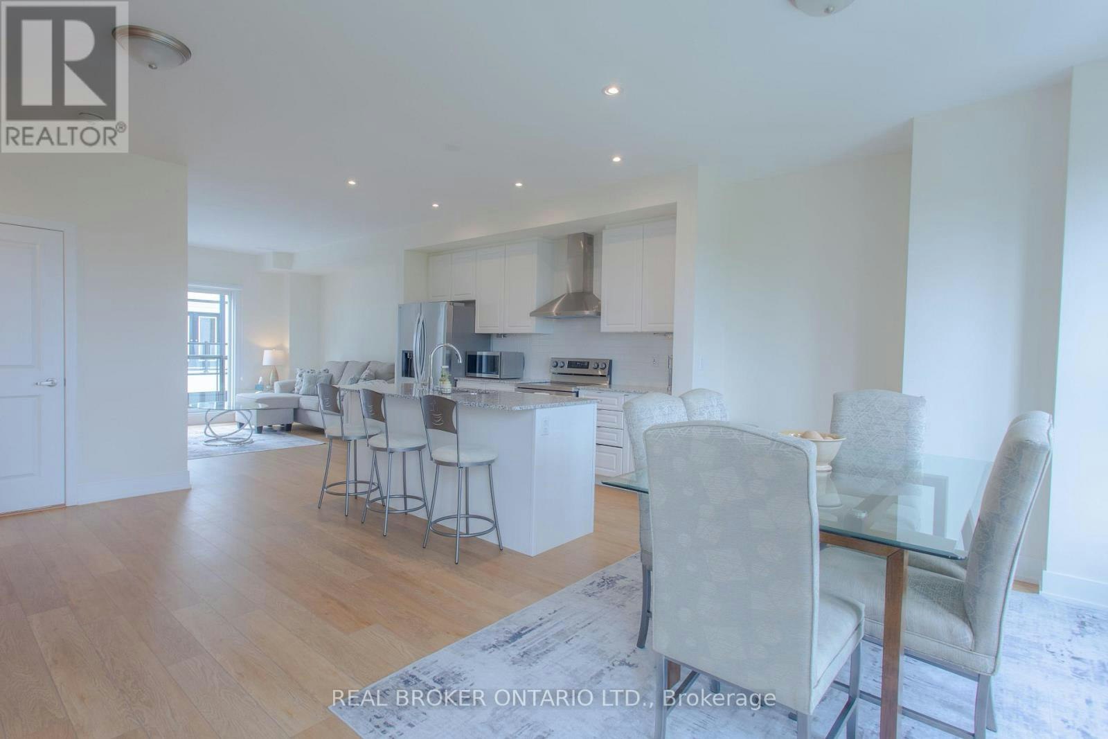 11 Mariners Pier Way, Orillia, ON, L3V 8P4 - 8