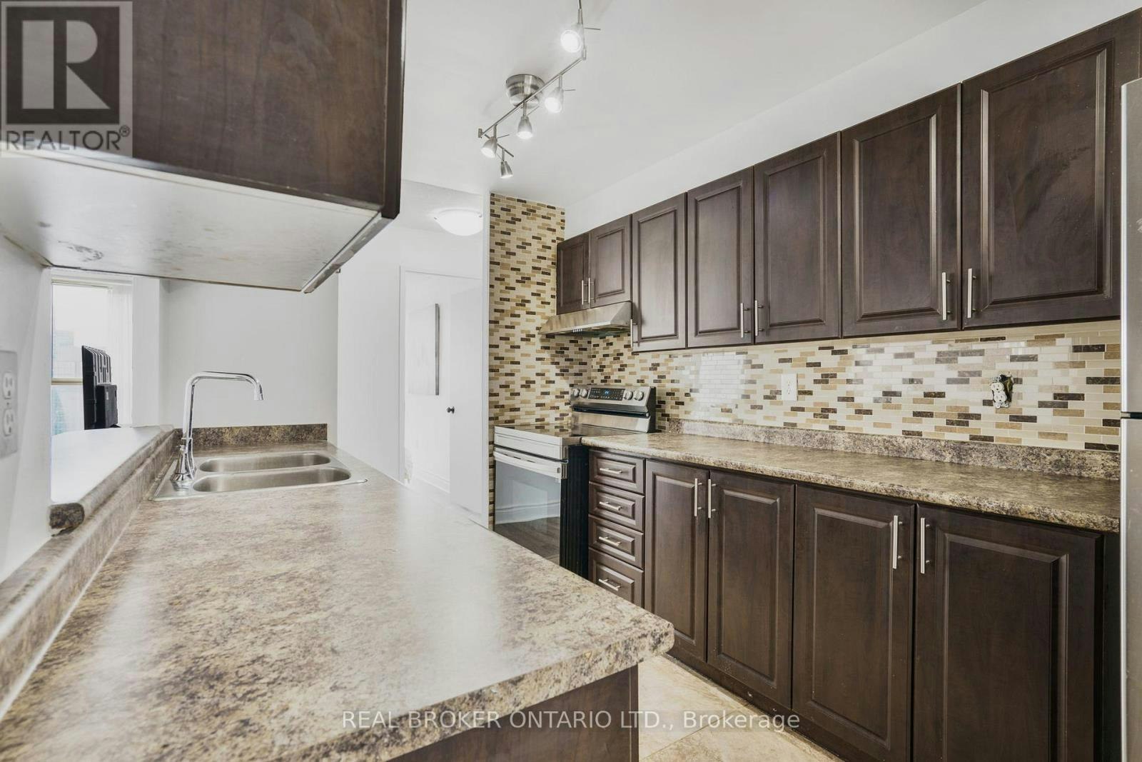 2101-4205 Shipp Drive, Mississauga, ON, L4Z 2Y9 - 5