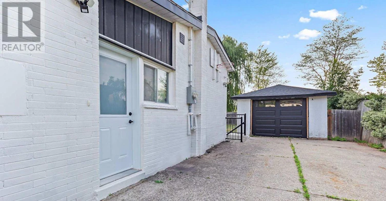 UPPER-523 Pinegrove Road, Oakville, ON, L6K 2C2 - 18