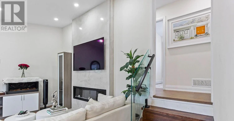 UPPER-523 Pinegrove Road, Oakville, ON, L6K 2C2 - 8