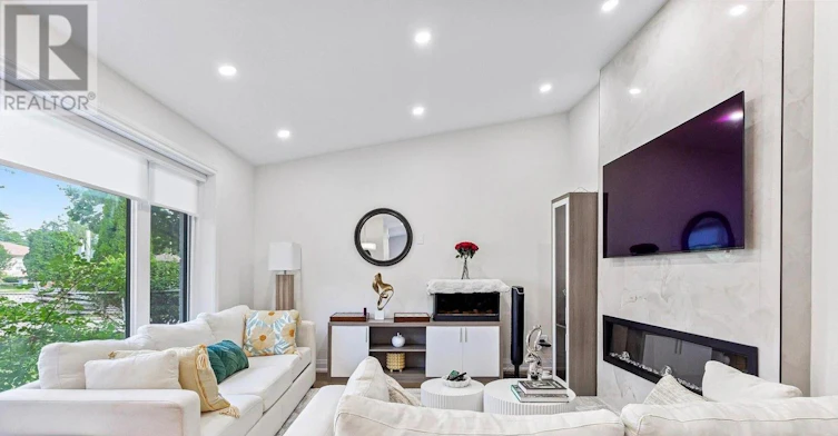 UPPER-523 Pinegrove Road, Oakville, ON, L6K 2C2 - 7