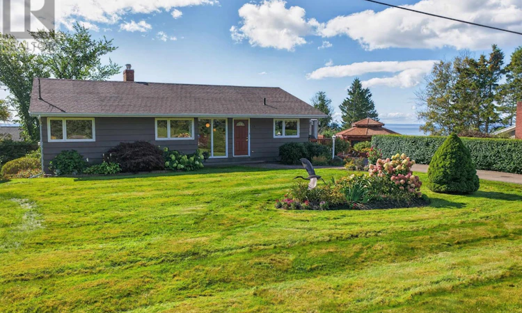 22 Upper Tea Hill Crescent