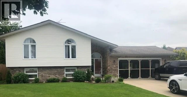 LOWER-241 Crownridge Boulevard, Amherstburg, ON, N9V 3W3