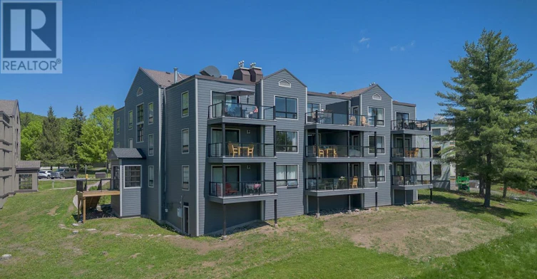 54-305 Deerhurst, Summit Lodge Drive, Huntsville, ON, P1H 2E8 - 2