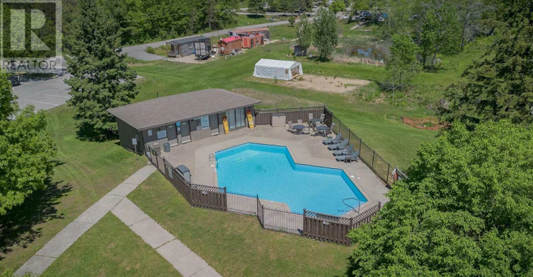 54-305 Deerhurst, Summit Lodge Drive, Huntsville, ON, P1H 2E8 - 16