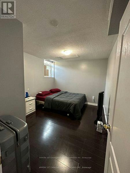 2 562 Bedroom Apartment Feathergrass Crescent, Mississauga, ON, L4Z 3Y5 - 2