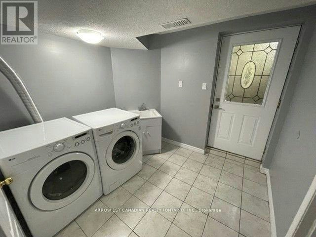2 562 Bedroom Apartment Feathergrass Crescent, Mississauga, ON, L4Z 3Y5 - 4