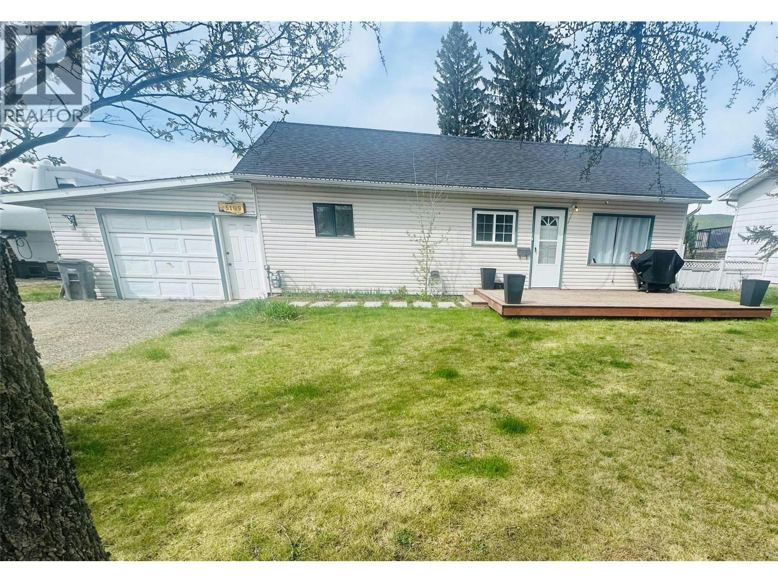 5109 NE 43 Street, Chetwynd, BC, V0C 1J0