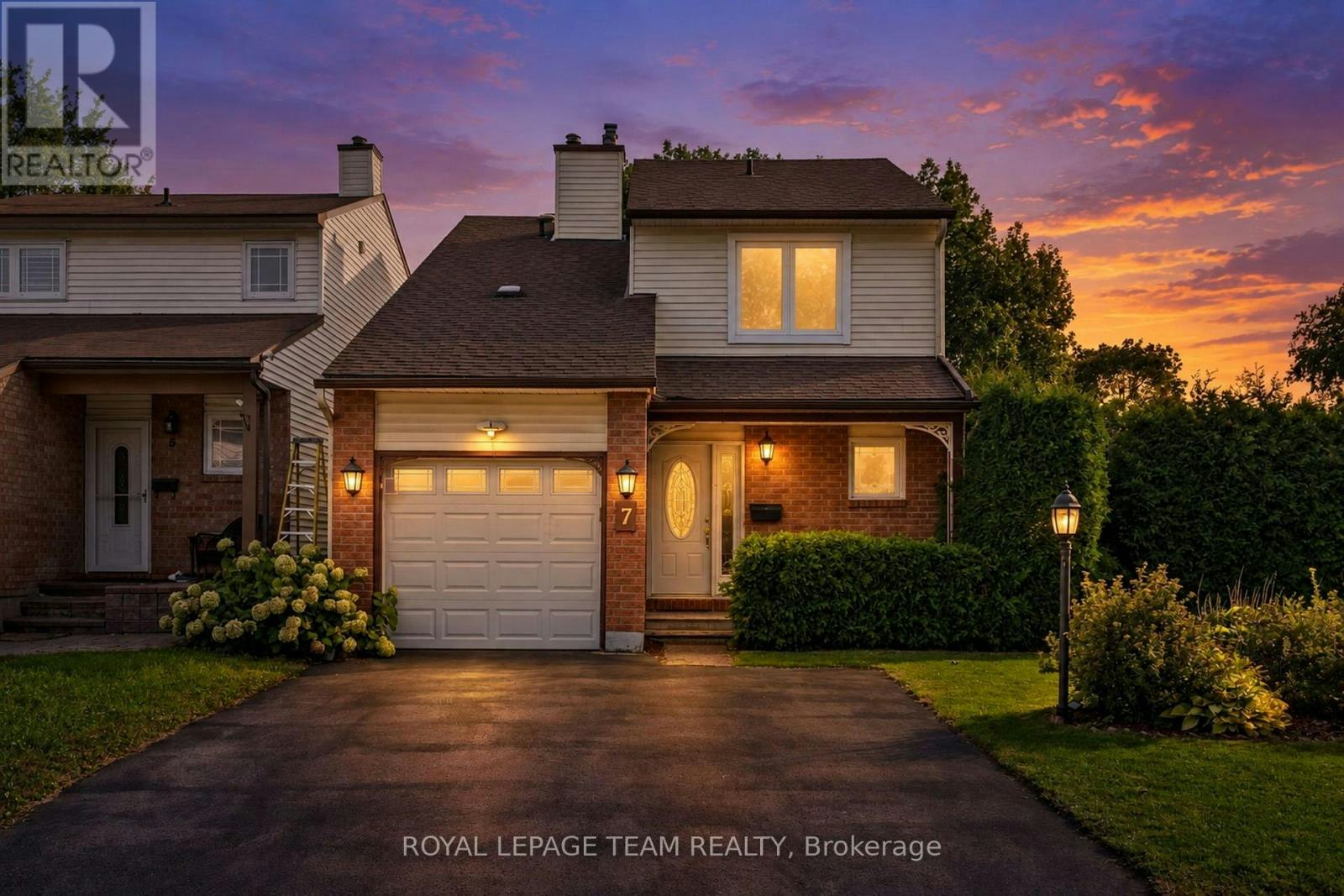 7 Benlark Road, Ottawa, ON, K2J 2L5
