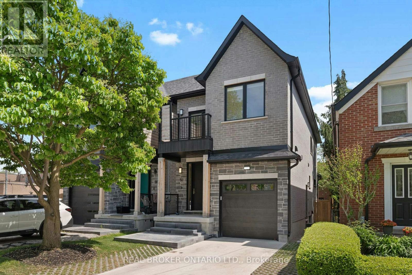 5 Marina Avenue, Toronto, ON, M8W 1J8