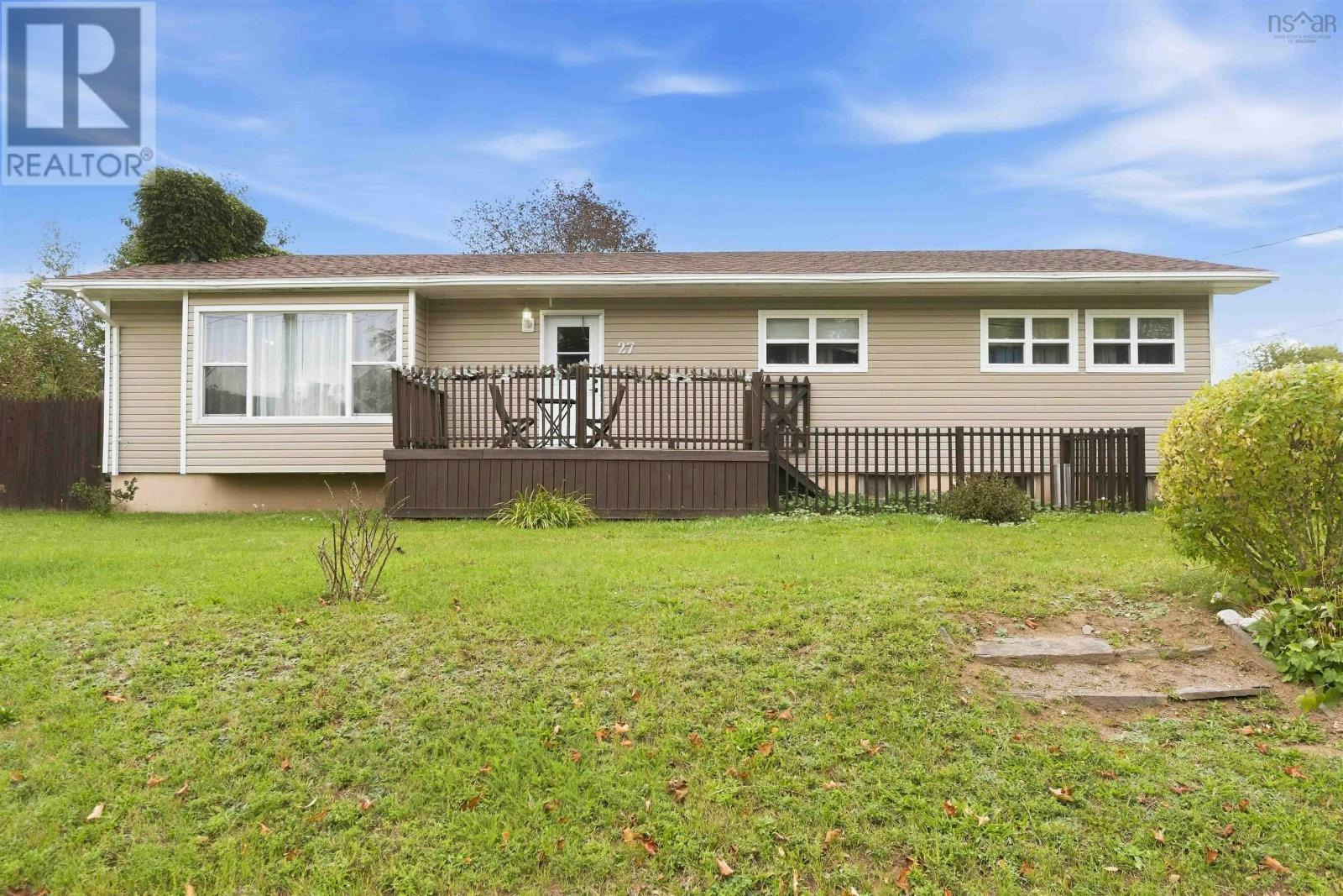 27 James Street, Kentville, NS, B4N 2A1