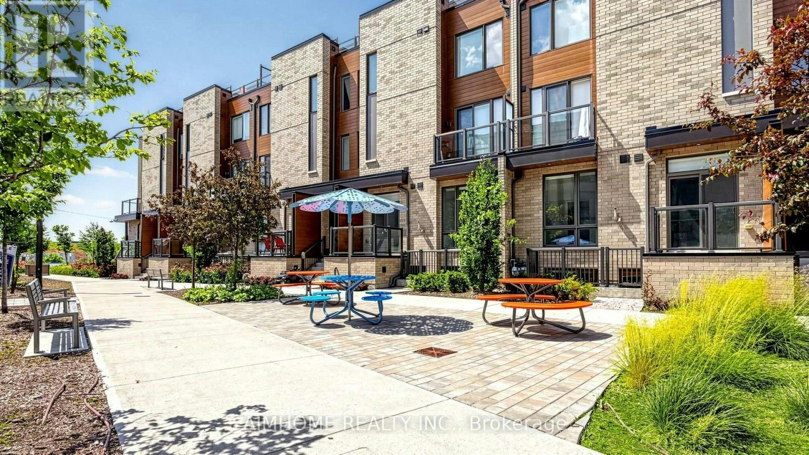 05-88 Turtle Island Road, Toronto, ON, M6A 0E4