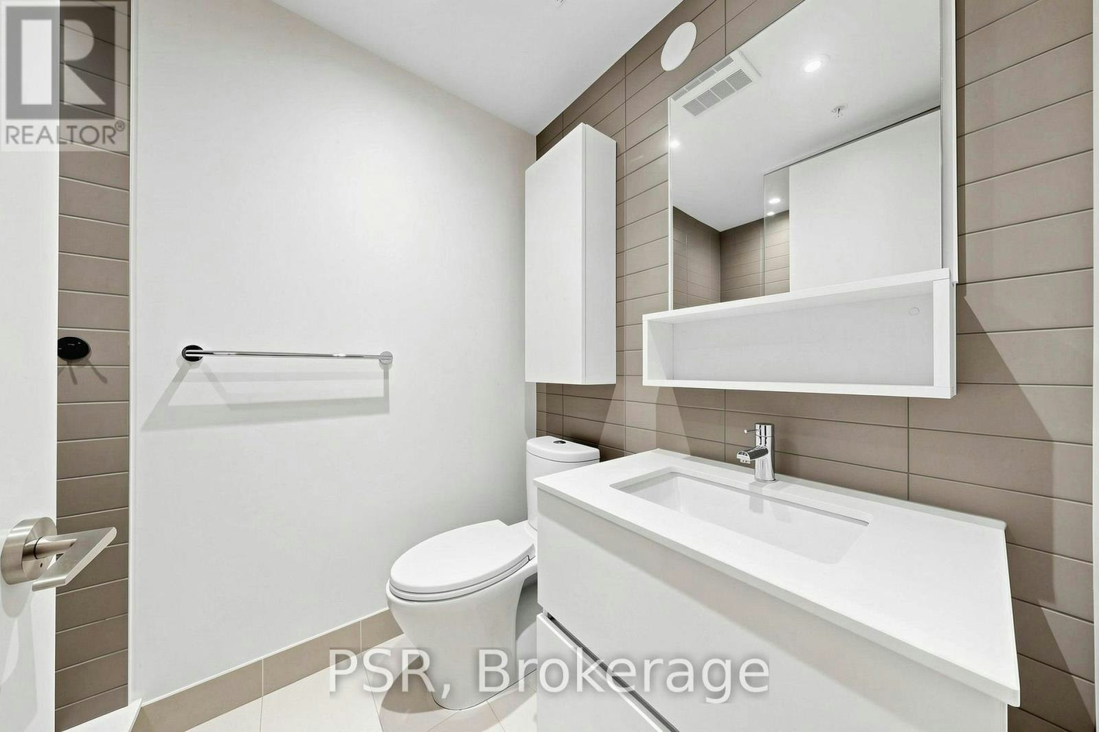 521-377 Madison Avenue, Toronto, ON, M4V 2W7 - 9