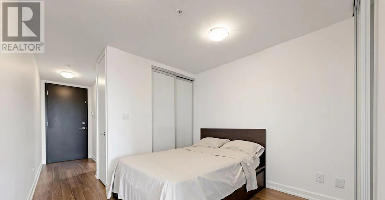 521-377 Madison Avenue, Toronto, ON, M4V 2W7 - 7