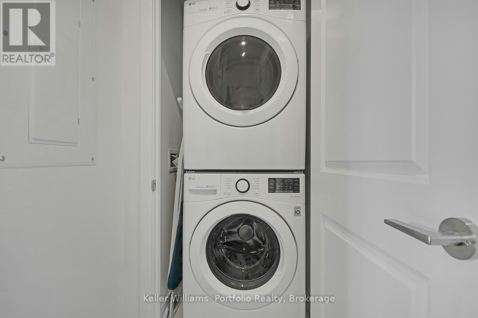 1015-120 Parliament Street, Toronto, ON, M5A 2Y8 - 21